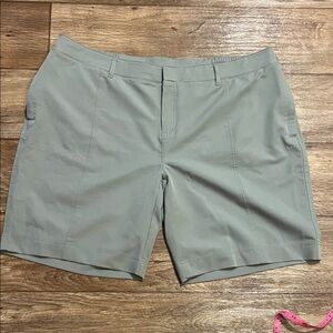 32 Degrees Cool Shorts Size XL